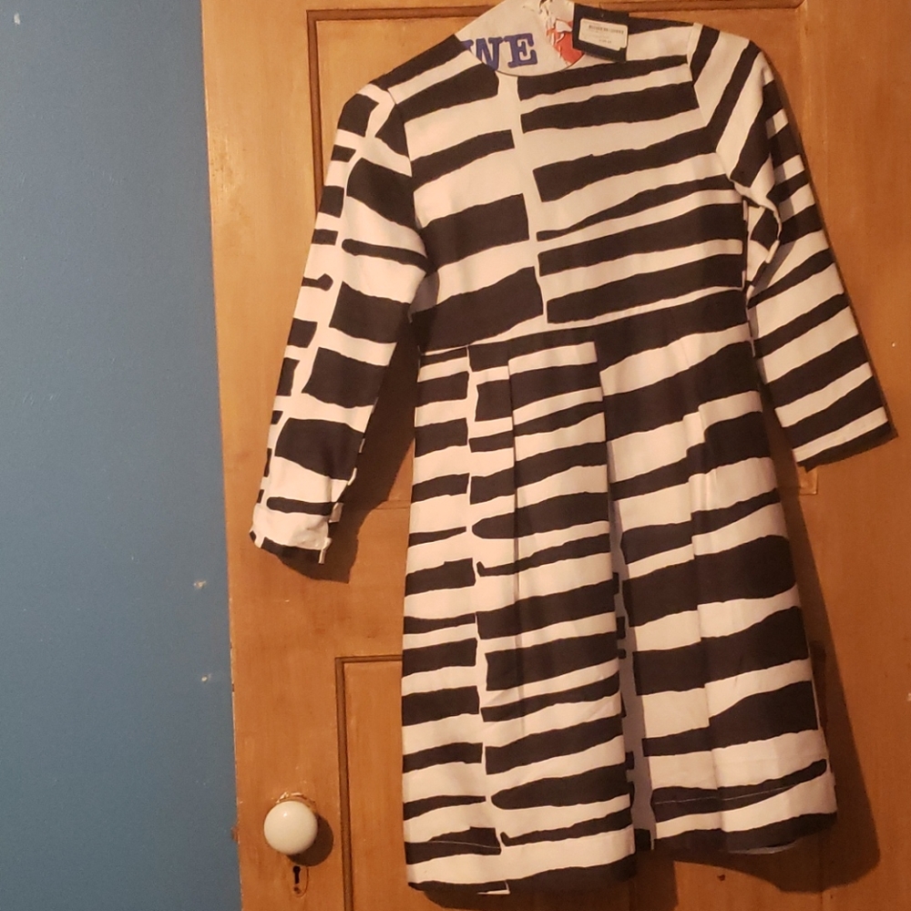 Girls beautiful dress